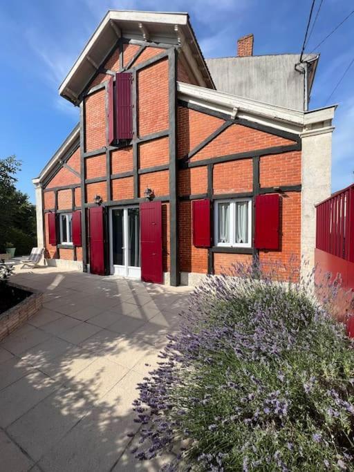 La Petite Angerienne Villa Saint-Jean-d'Angely Exterior photo
